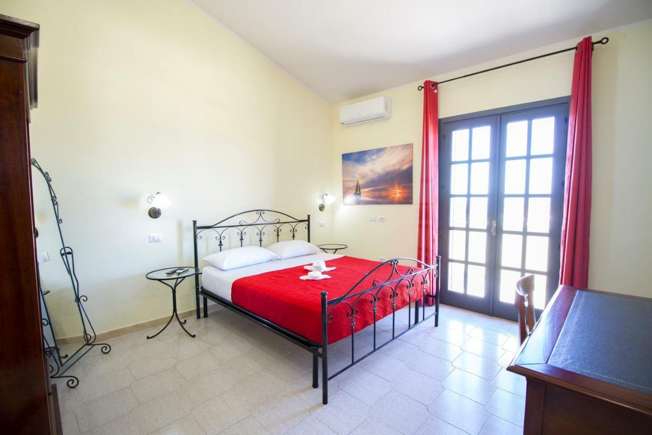 Guest House Capitan Libeccio 特罗佩阿 外观 照片