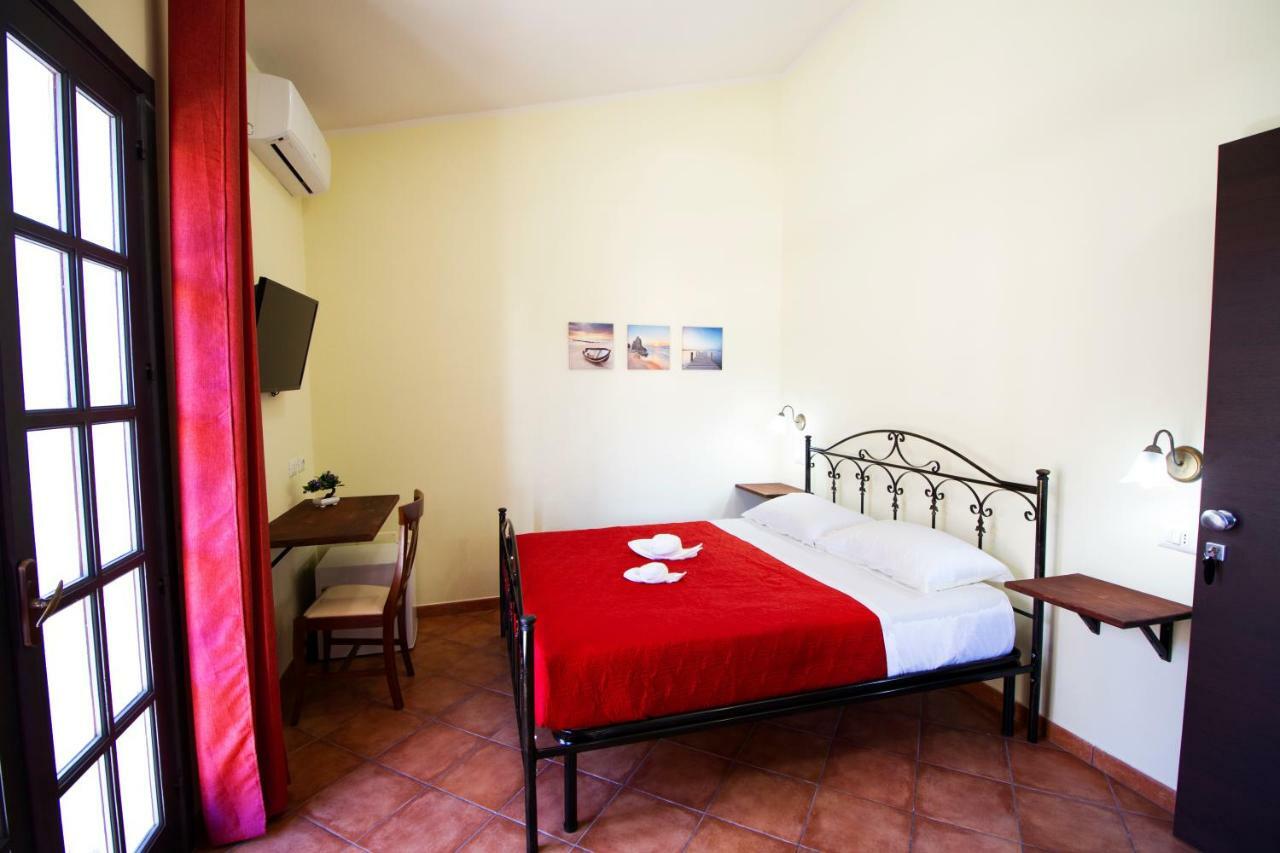 Guest House Capitan Libeccio 特罗佩阿 外观 照片