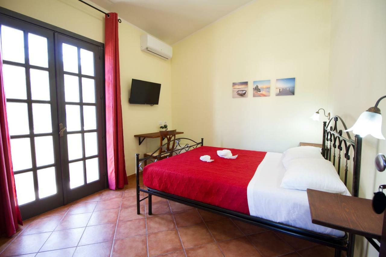 Guest House Capitan Libeccio 特罗佩阿 外观 照片